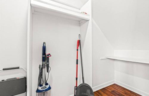 New! Pet-Friendly 1BR in the heart of Roseville! - Foto 21