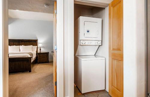 Crestview Condominiums by All Seasons Resort Lodging - Photo 142