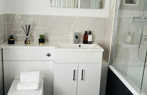 Beautiful, Luxurious 3 Bed house, Perfect for Contractors , Family & Friends - Foto 47