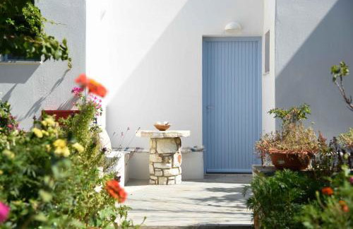 Flora & Agelos Studios - Paros - Photo 41