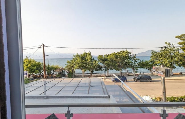 Okeania Seafront Rooms in Kamena Vourla - Foto 55