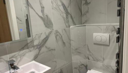 Moonlight Lodge - 4 bedroom Barn with Hot Tub! - Foto 4