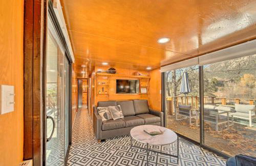 Hot Tub and Deck Waterfront Escape in Payson! - Foto 11