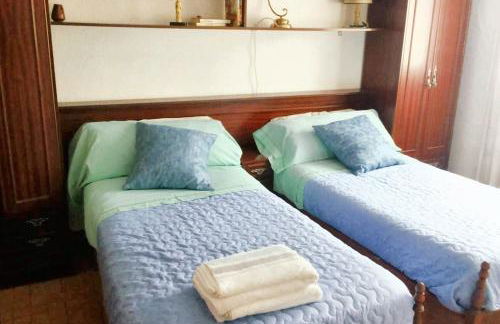 Charming House in Rada with Fenced Garden - Foto 17