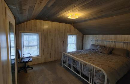 Entire Home - 4 Bedroom - Canandaigua - Steps Off Downtown - Walking distance to Restaurants, Shops, Breweries & Pubs - Foto 12