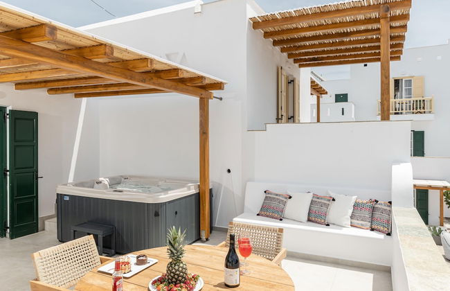 Spiros Hotel - Photo 43