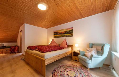 Ferienwohnung in Triberg am Waldrand - idyllisch, ruhig, erholsam - Foto 9