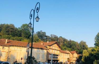 Gite Coccinelle in the medieval town of Confolens - Foto 37