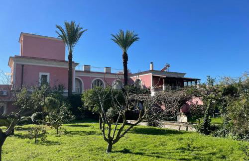 Villa Aura - Photo 1