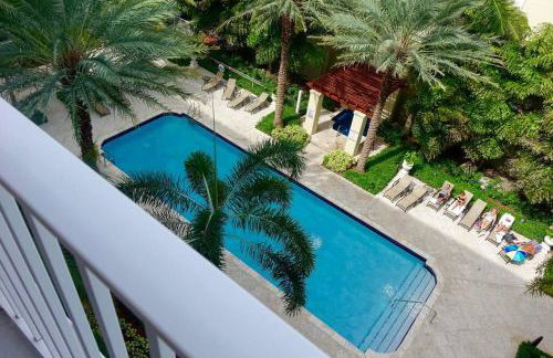 Luxurious, family-friendly 3BR condo on the water - Foto 7