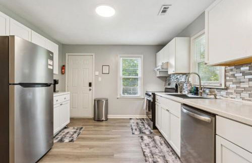 Spacious Beach Styled Oasis 3BR 2BA Pet Friendly - Foto 28