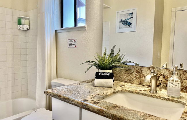 DT Reno - 4BR Home w Patio BBQ Grill Games Room - Foto 32