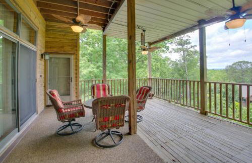Lake Ouachita Vacation Rental with Community Pool - Foto 2