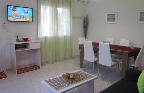 Petra Houses - Photo 10