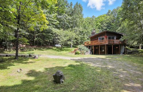 The Treehouse Lakes & Trails Cabin cabin - Photo 31