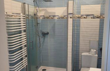 BORNE militaria wygodne mieszkanei dla 5 osób samodzielne zameldowanie, kody w wiadomości przed przyjazdem - Foto 11