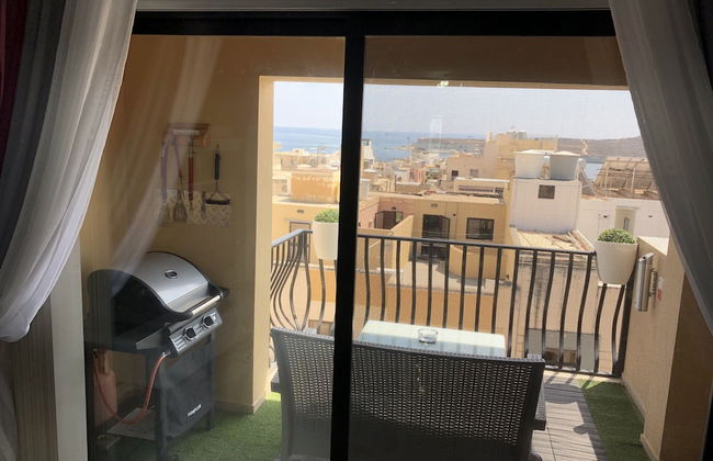 Sea View 2 Bed Apartment Close to Beach - Photo 66