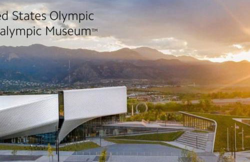 Chic chalet w/ hot tub, ping-pong, arcade bball - Foto 20