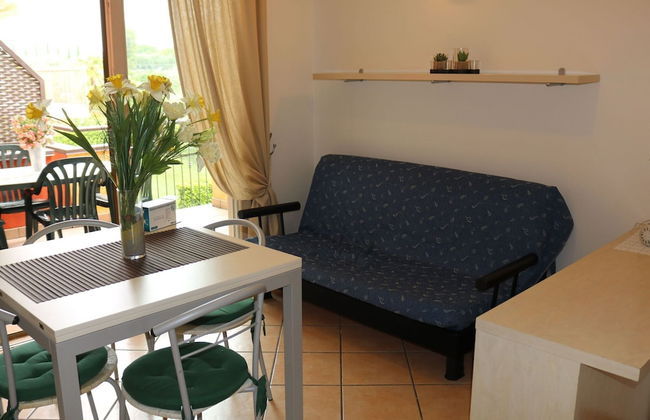 Holiday Home with Nicely Decorated Interior near Lake Garda - Foto 8