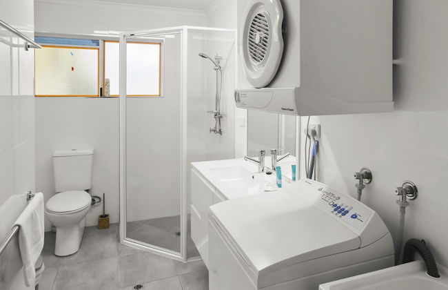 Agincourt Beachfront Apartments - Photo 38