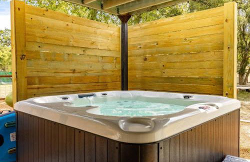 300 steps from Lake Hot Tub Fire Pit Game Room - Foto 42