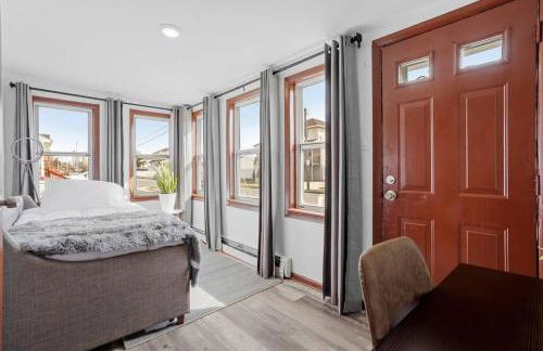 Renovated 5BR 2BA AC Quiet Retreat Home - Foto 18