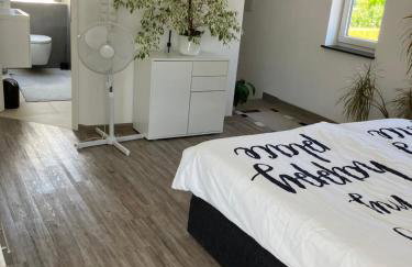 Ferienwohnung Jeannette ideal für Geschäftsreisende, WLAN und Rechnung möglich - Foto 7