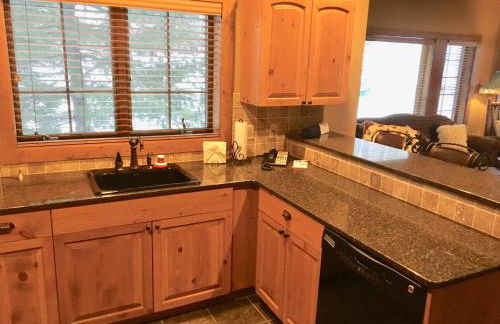 Boyne Mountain Creekside Condo - Foto 16