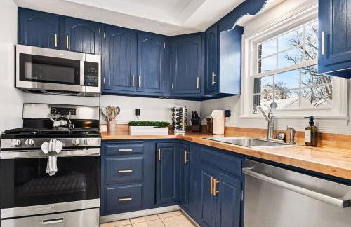 3-Bedroom House Near Notre Dame with Parking - Foto 12