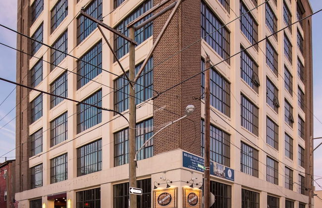 Sosuite 2BR Apt w Balcony, W/d, Gym, On-site Bar - Foto 29