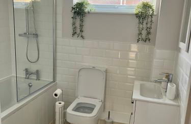 Dover Port in quiet location with Castle Views and off road parking - Foto 40