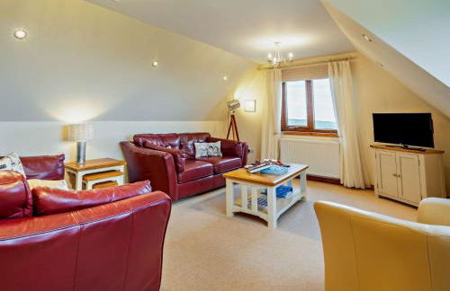 3 Bed in Corriecravie CA099 - Photo 2