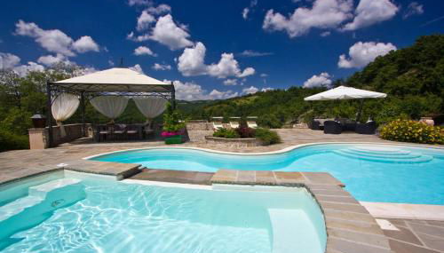 Nice Apartment in Apecchio With Shared Swimming Pool - Photo 4