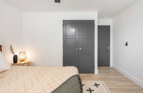 Mid Century Modern Boise-River Bungalow w/ Hot Tub - Foto 14