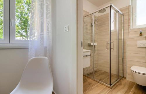 Luxury Villa with extra heated pool with hydromassage, biliard near town center and beach by WiiBuk - Foto 54