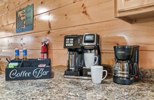 Mountains r Calling, Cozy Hideaway, King Beds, Hot-Tub, Arcade, EV Ready - Foto 18