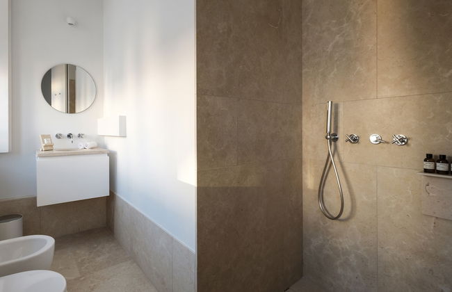 Seaview Castle by Cadenzalux - Photo 49