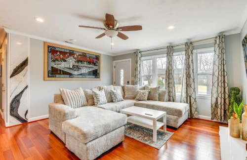 Spacious Home with Tranquil Patio about 29 Mi to DC! - Foto 4