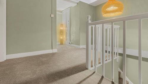 Spaceship 4 Luxury 4 BR by AltoLuxoExperience Short Lets & Serviced Accommodation With Free Wifi & Parking - Foto 2