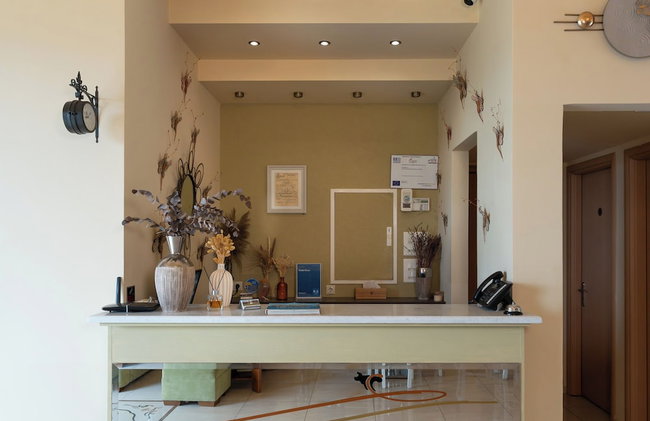 Finiki Plaza - Photo 7