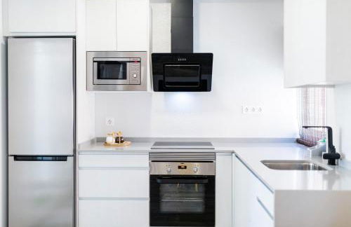 Pajaritos Suites junto a centro, estación de tren y plaza de toros - Photo 18