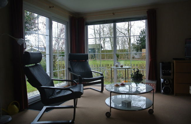 Charming Chalet in Goedereede With Open Area - Foto 6