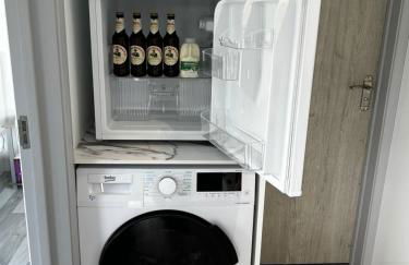 Whispering Waves Guest house, Brighton-8 mins, Guests 4, Beachfront, Free parking, WiFi, Kitchen and AC - Foto 24