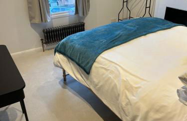 Kings reach eton, great location - Photo 4