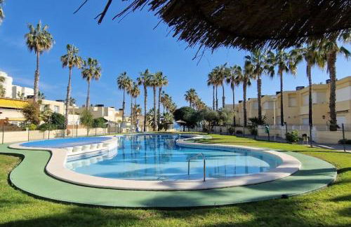 Seafront House,Sea Views,Pool and BBQ, Airport 10 mns - Photo 1