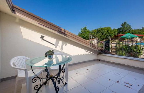 3 Bedroom Beautiful Home In Ruzici - Foto 21