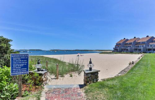 Spacious Oceanfront 3BR Condo with Private Beach in Ideal Hyannis Location - Photo 5