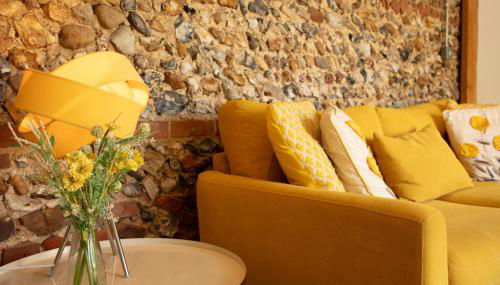 City to Country Retreat Luxury Cottage with Hot Tub - Foto 5