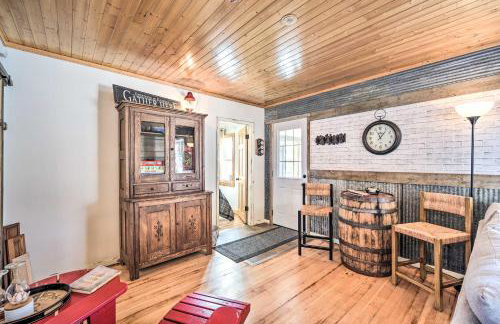 Family Home - Walk to Town and Balsam Lake! - Foto 8