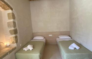 Avli House Vori - Photo 25